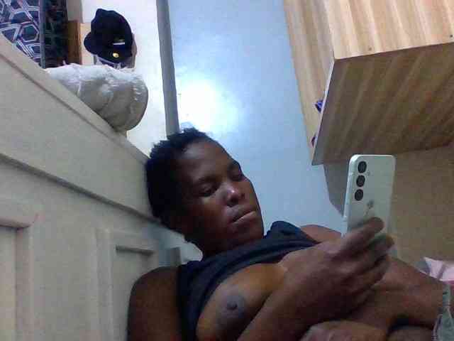 Cutesnyder webcam