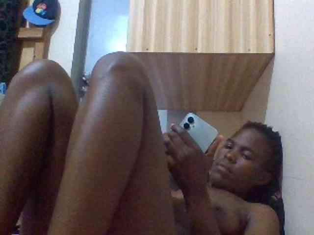 Cutesnyder webcam