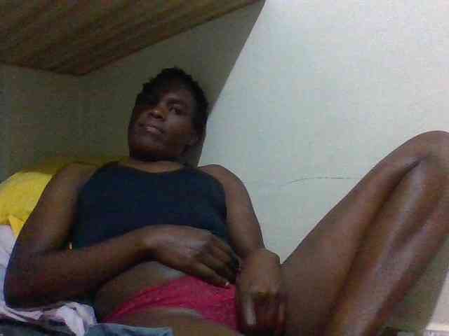 Cutesnyder webcam