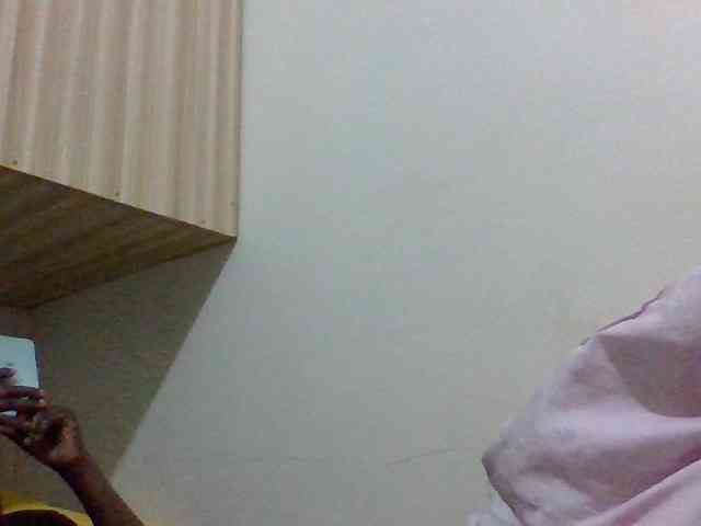 Cutesnyder webcam
