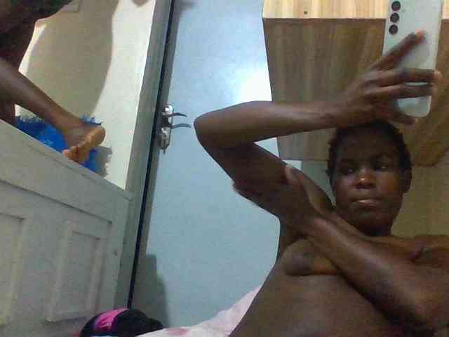 Cutesnyder webcam