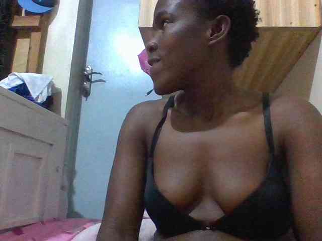 Cutesnyder webcam