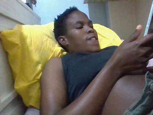 Cutesnyder webcam