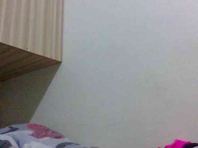 Cutesnyder webcam