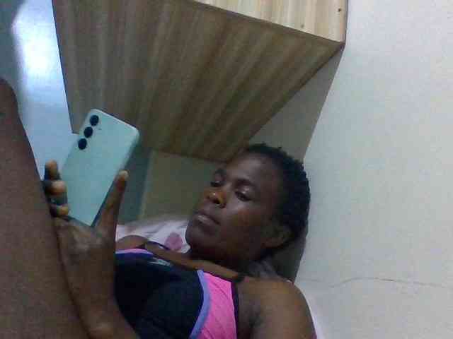 Cutesnyder webcam