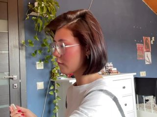 Mikiora Porn Show