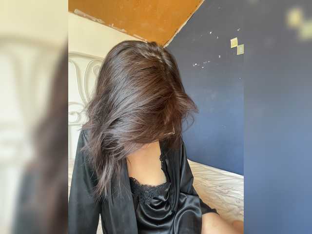 Mikiora live cam on BongaCams