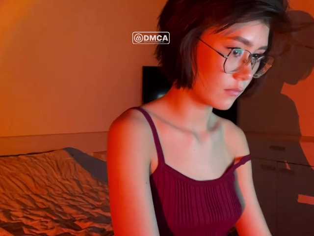 Mikiora live cam on BongaCams
