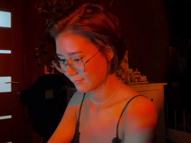 Mikiora live cam