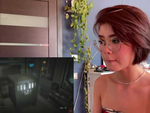 Mikiora live cam on BongaCams