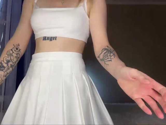 RosalindRayas live cam on BongaCams