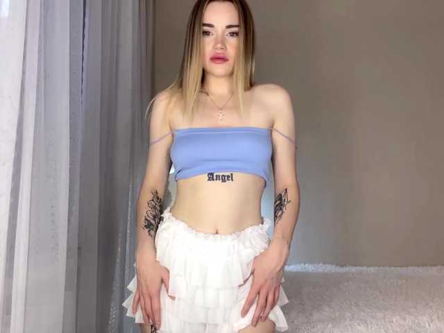 RosalindRayas live cam on BongaCams