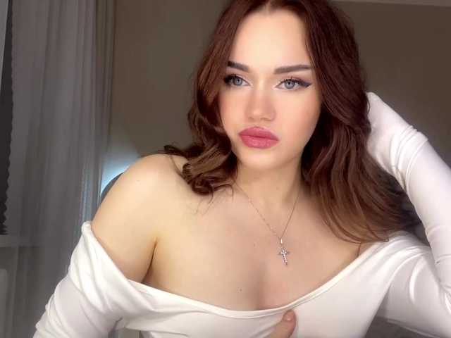 RosalindRayas live cam on BongaCams