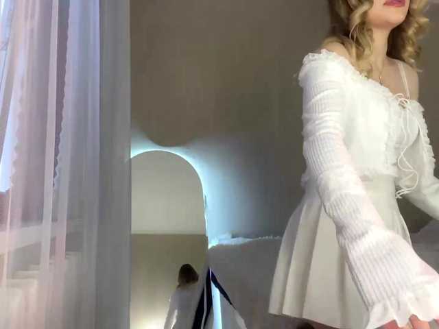 RosalindRayas live cam on BongaCams
