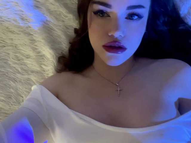 RosalindRayas live cam on BongaCams