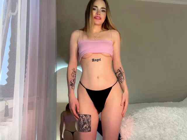 RosalindRayas webcam