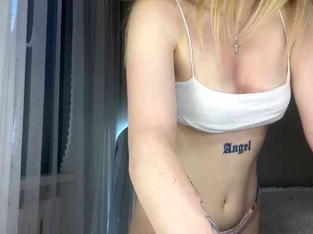 Shy_Jann webcam