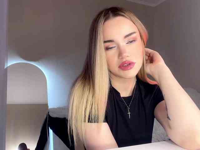 RosalindRayas webcam