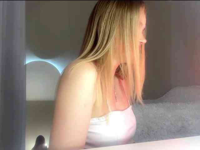 RosalindRayas webcam