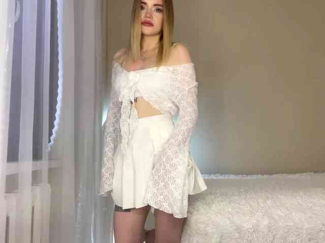 Shy_Jann webcam