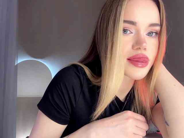 RosalindRayas webcam
