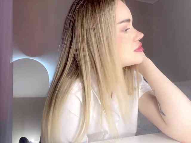 RosalindRayas webcam