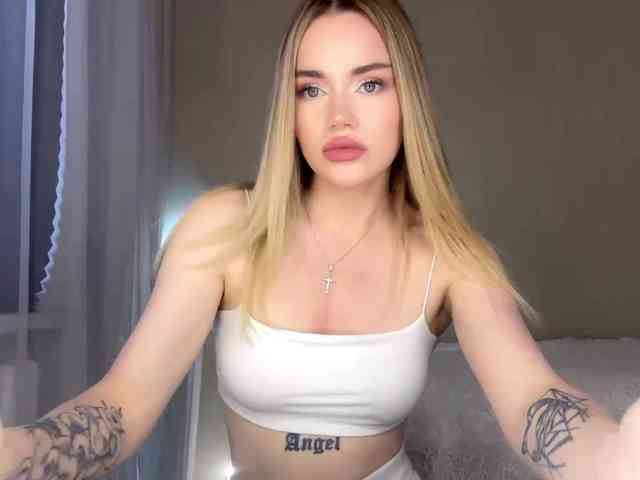 Shy_Jann webcam