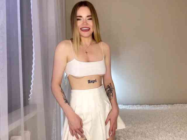 Shy_Jann webcam