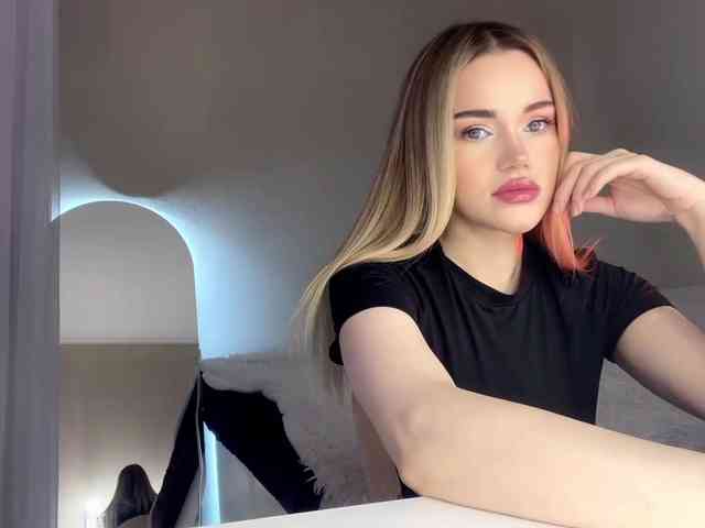 RosalindRayas webcam