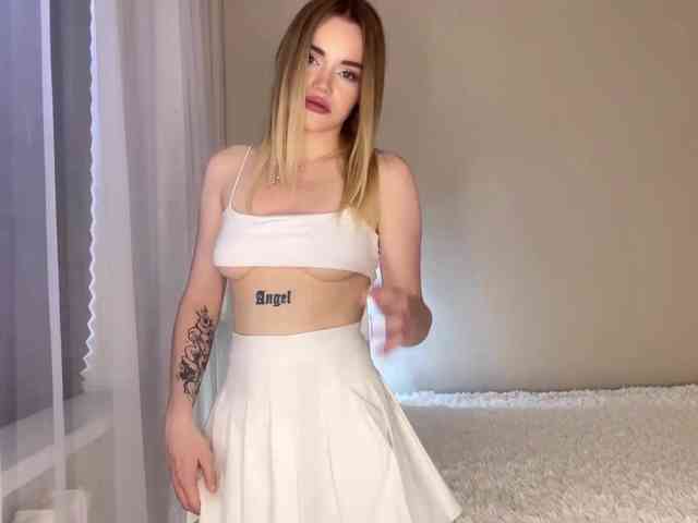 Shy_Jann webcam