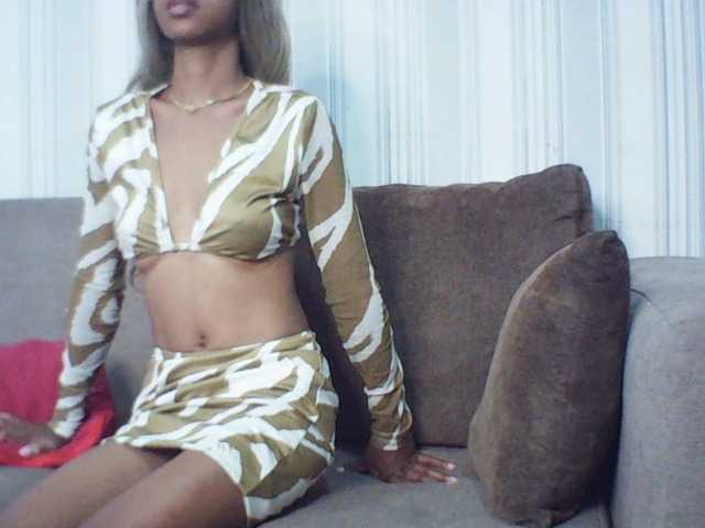 Oceanne64 live cam