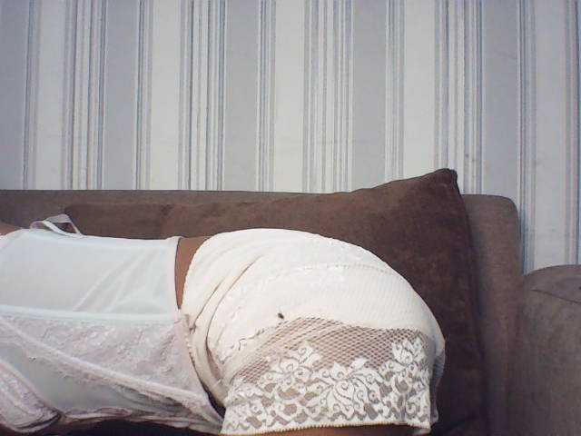 Oceanne64 live cam on BongaCams