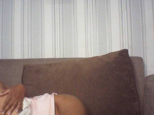 Oceanne64 live cam on BongaCams