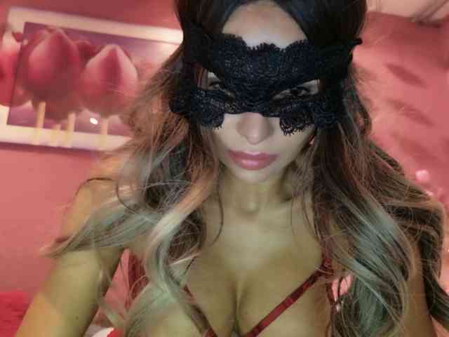 StacyGold18 webcam
