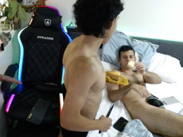 kevinjchan — live couple cam