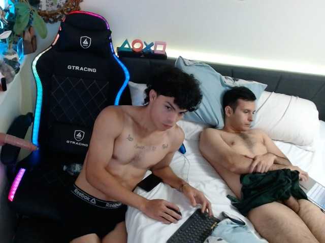 kevinjchan — live couple cam