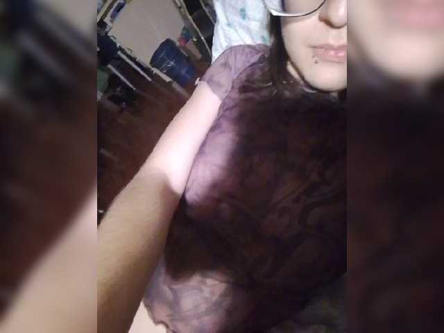 Coraline live cam on BongaCams