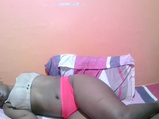 miss-midnight live cam on BongaCams