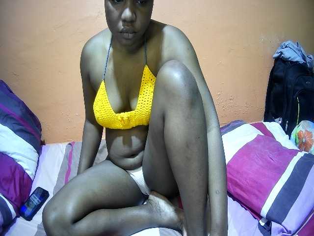 miss-midnight live cam on BongaCams