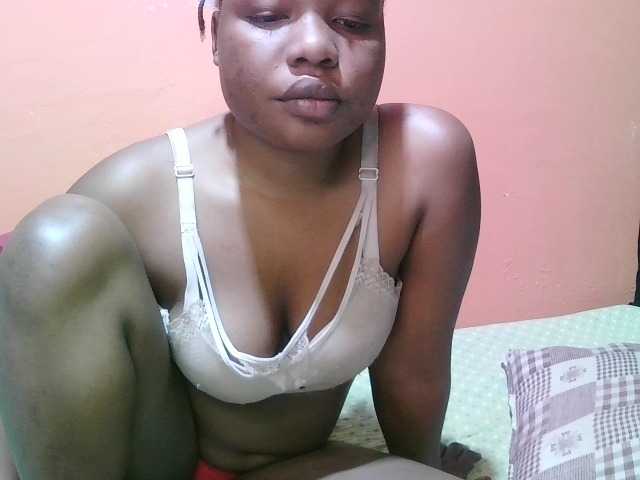 miss-midnight live cam on BongaCams