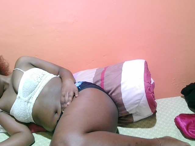 miss-midnight live cam on BongaCams