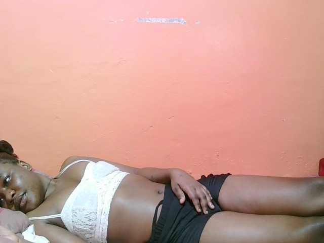 miss-midnight live cam on BongaCams
