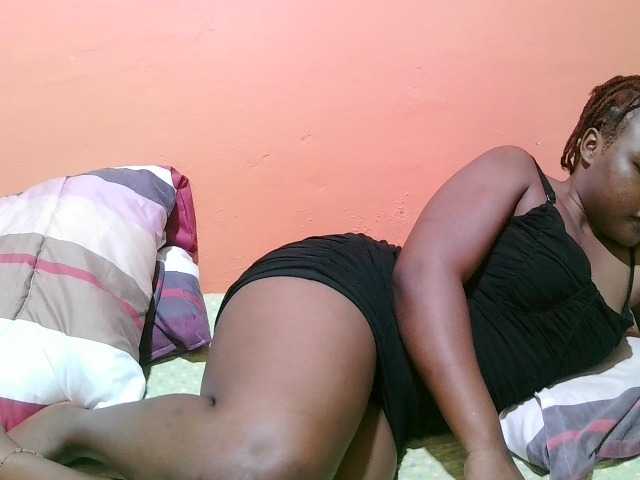 miss-midnight live cam on BongaCams