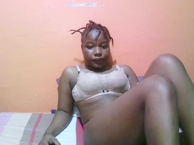 miss-midnight live cam on BongaCams