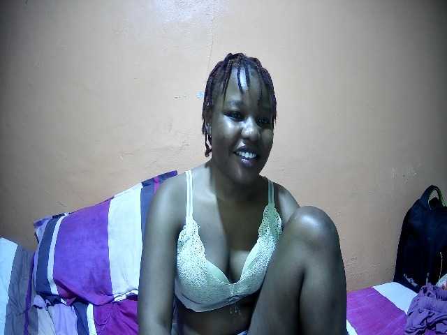 miss-midnight live cam on BongaCams