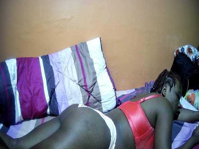 miss-midnight live cam on BongaCams