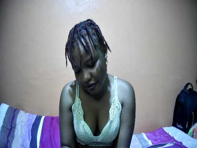 miss-midnight live cam on BongaCams