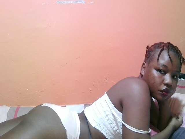 miss-midnight live cam on BongaCams
