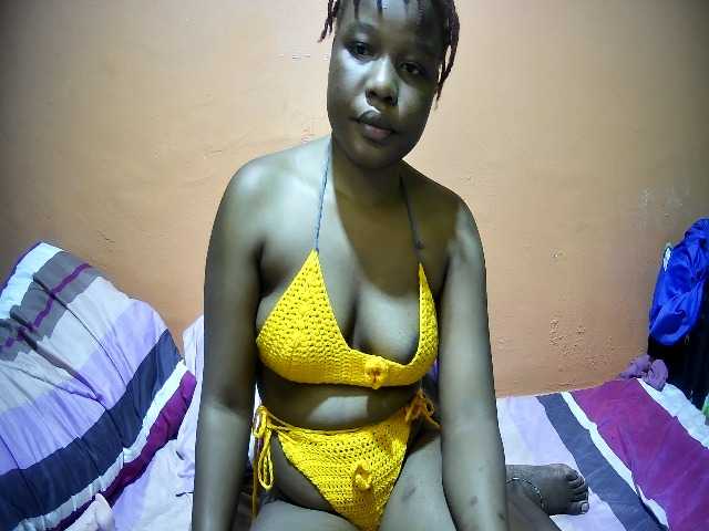 miss-midnight live cam on BongaCams