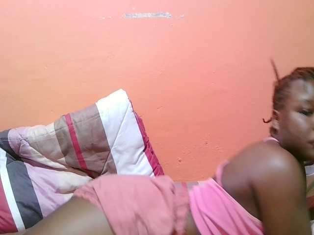miss-midnight live cam on BongaCams